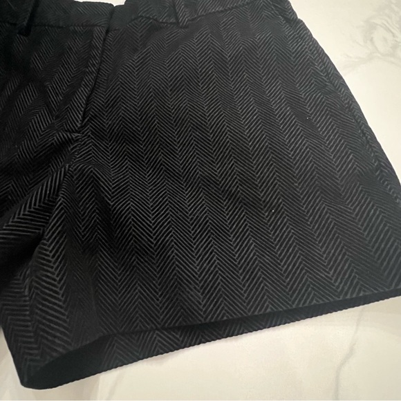 GAP BLACK SHORTS SIZE 6 - Picture 3 of 6